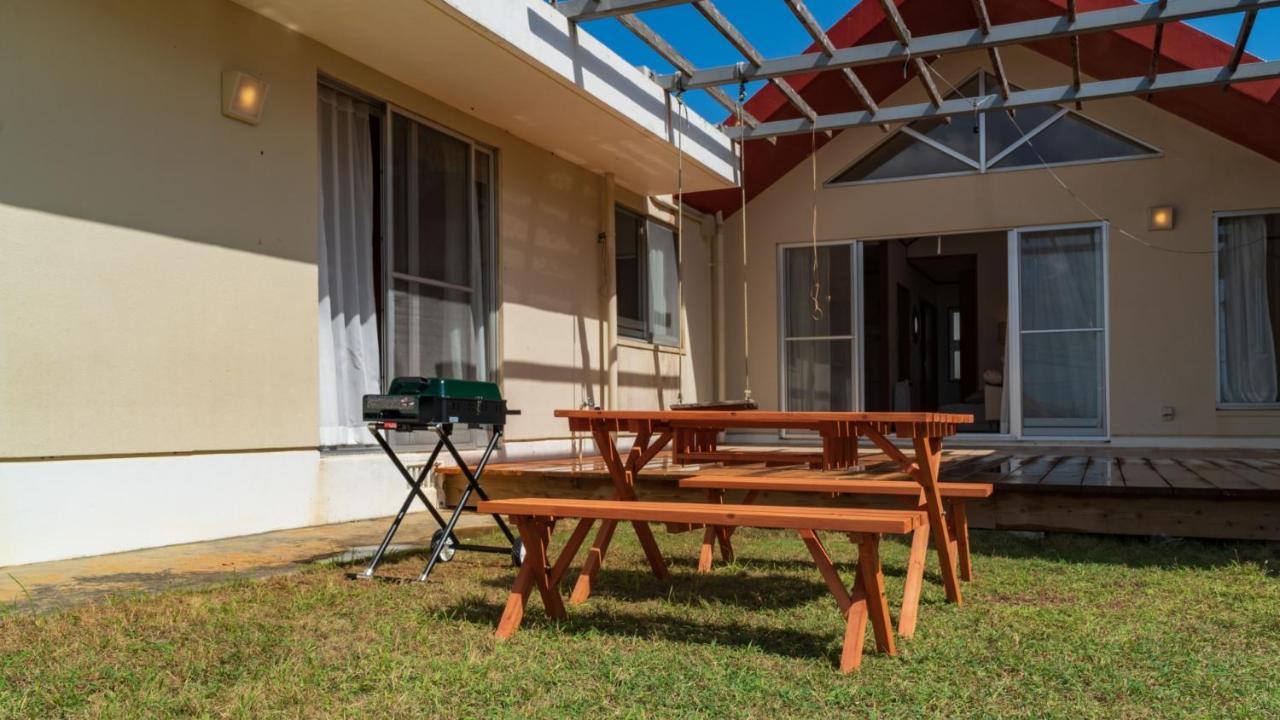 Guesthouse Akabana Miyakojima  Exterior foto